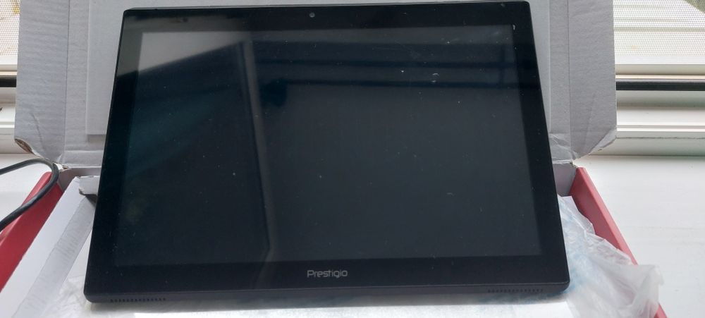 Tableta Ptestige Wize 4131 4G foarte puțin folosita stare perfecta