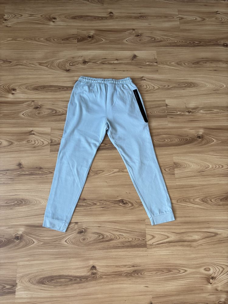 Nike Tech Fleece Baby Blue