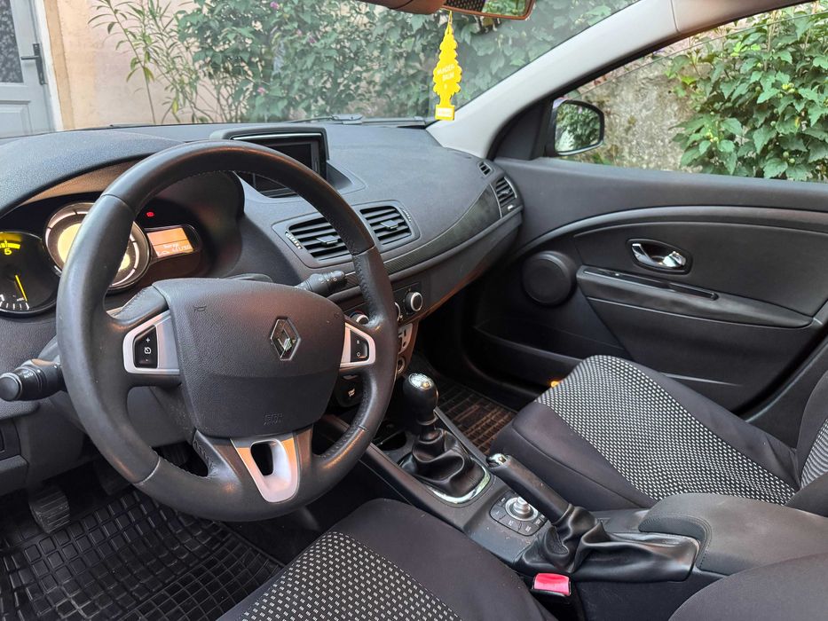 Renault Megane 3 1,5 dci ,110 CP