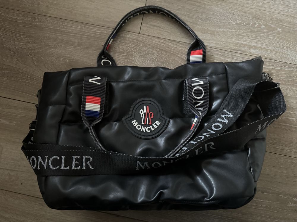 Чанта Moncler