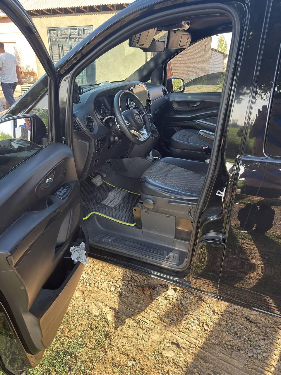 MercedesBenz Vito