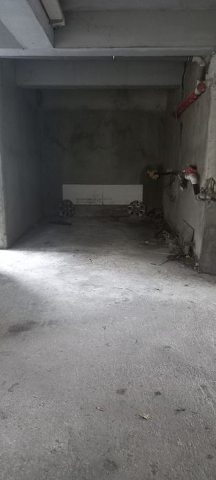 Апартамент+ парково място