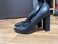Обувь женская, туфли