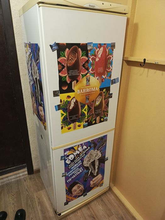 Холодильник (рабочий, отдам бесплатно)