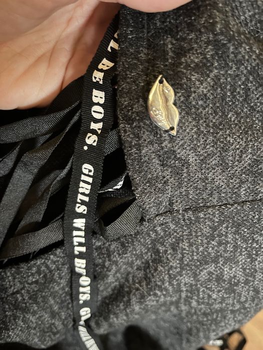 Сива туника с ресни