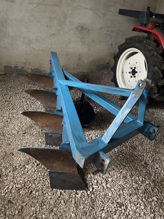 Български плуг 4х20