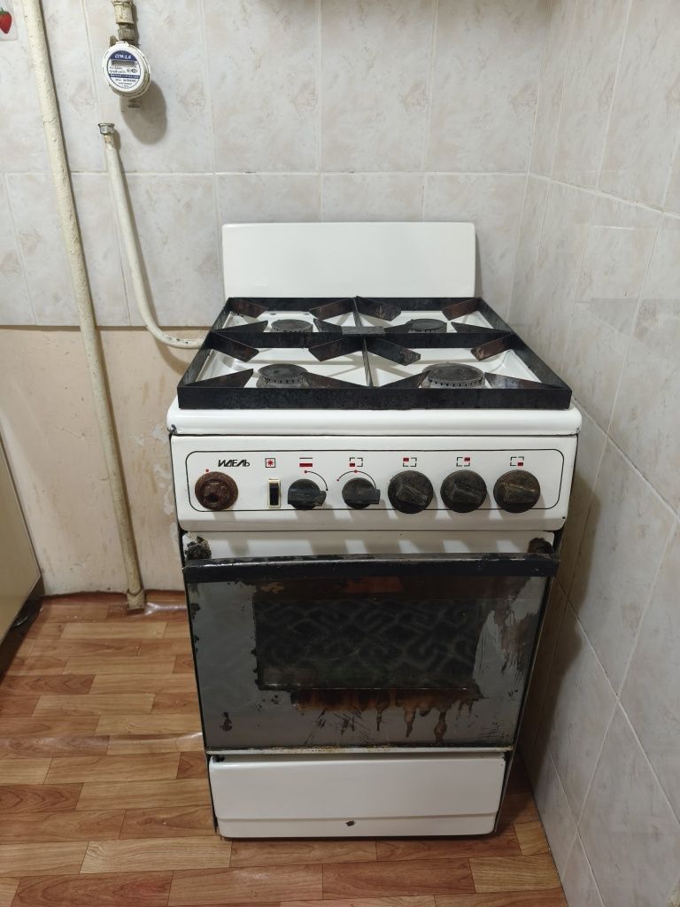 Газ плита в хорошем состоянии