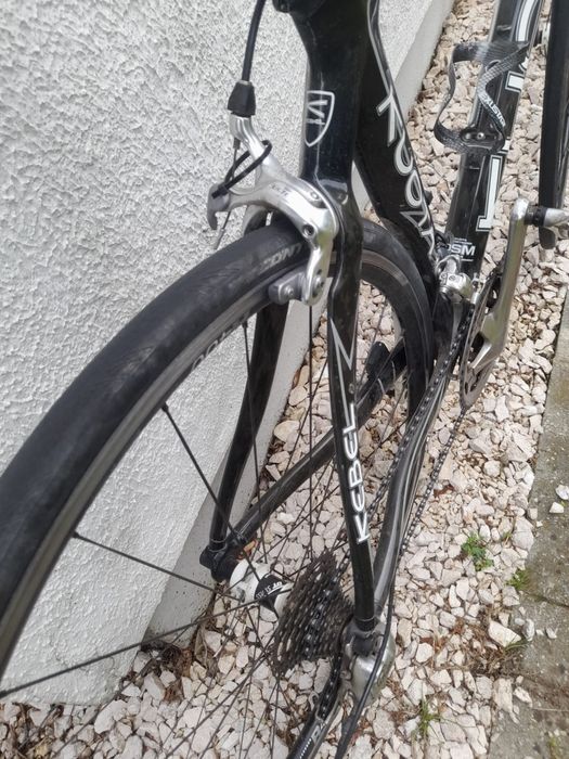 Cursiera full carbon Kuota full Ultegrq