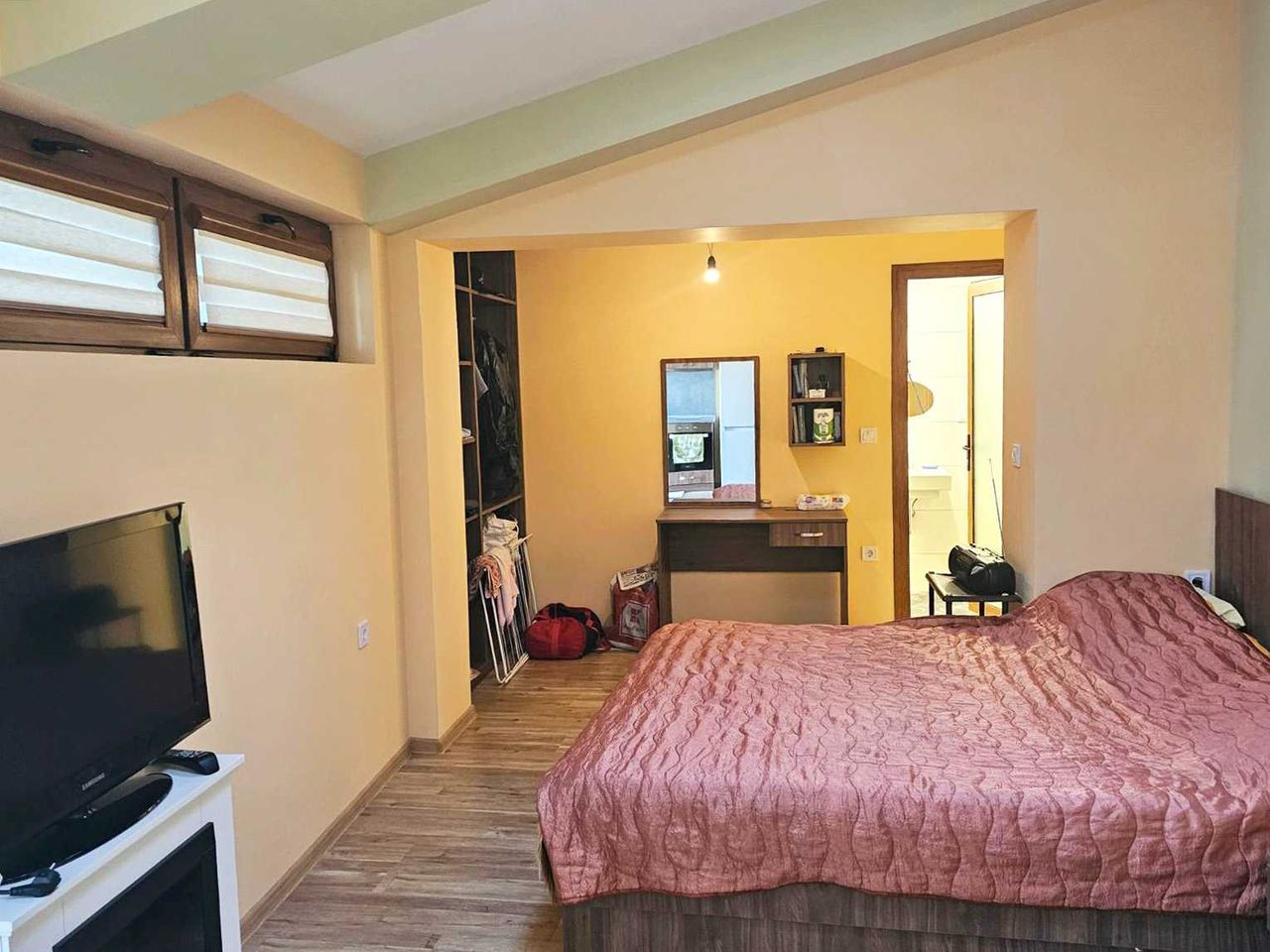 Продава се Едностаен апартамент в Балчик - 40 кв.м за 1200 €/кв.м - Снимка #1