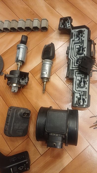 Опел Зафира А- части