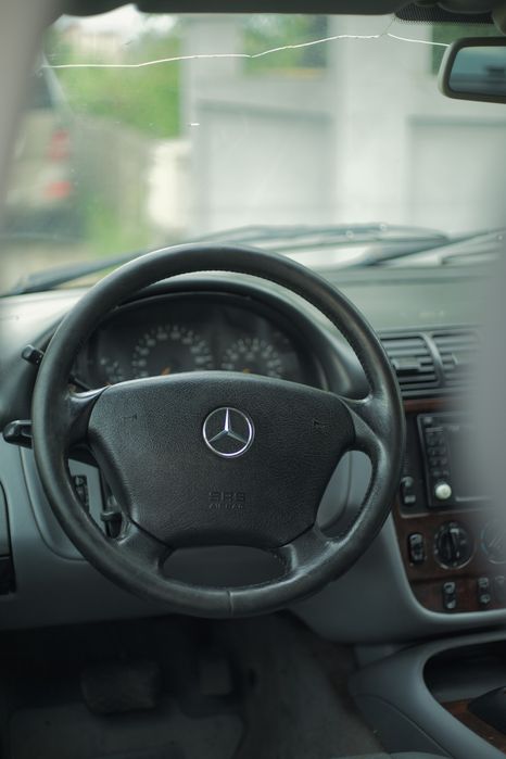 Dezmembrez Mercedes ML430 W163 bara fata bara spate aripa grila far ac