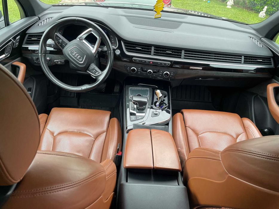 Audi Q7 3.0 quattro