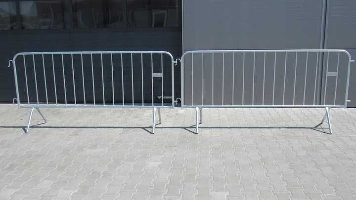 Vanzare sau închiriere Gard mobil protectie evenimente tip jandarmerie