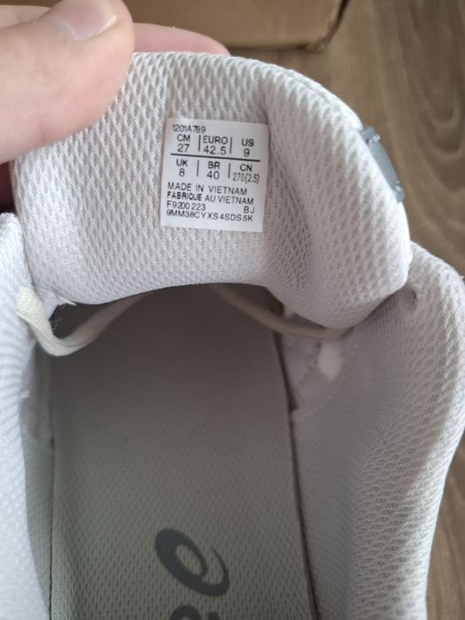 Adidasi Asics gel - 42,5