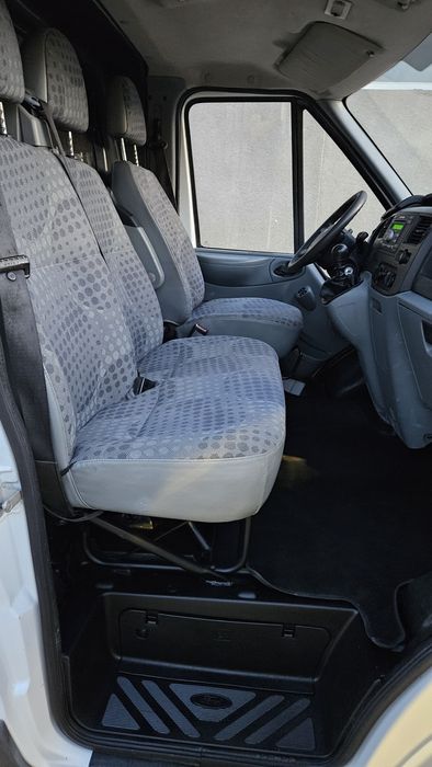 Vând Ford Transit 2,4 115cp Recent introduse în țară