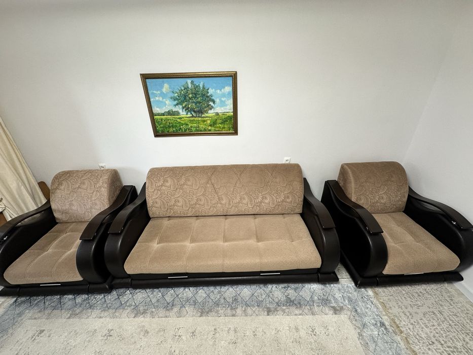 Диван и два кресла