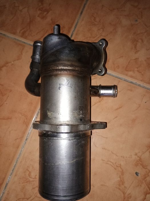 Racitor gaze Audi A4 B9 2.0TDI