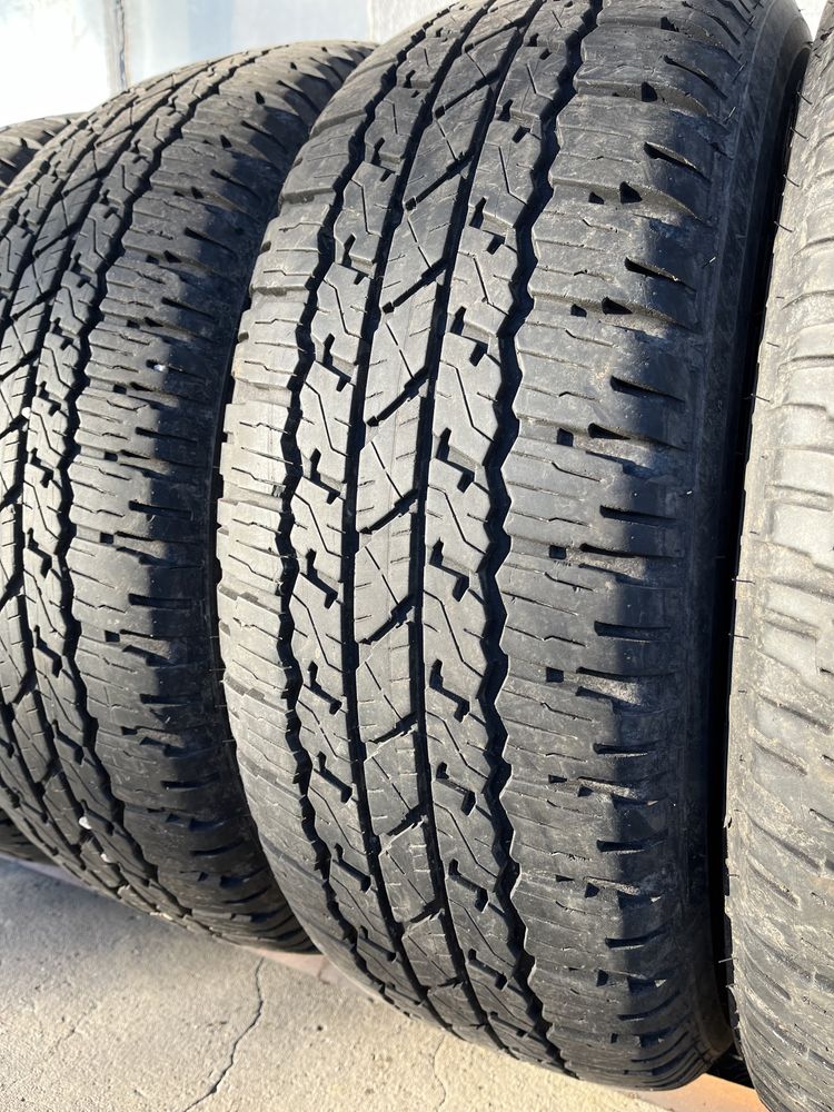 4 бр. гуми за джип 265/65/17 Bridgestone DOT 3622 6-7 mm