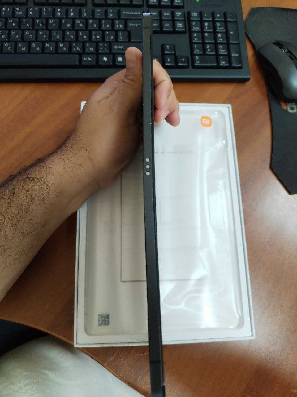 Продам Xiaomi Pad 5 (256 ГБ, мокрый асфальт)