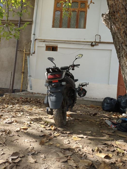 Skuter tank sotiladi