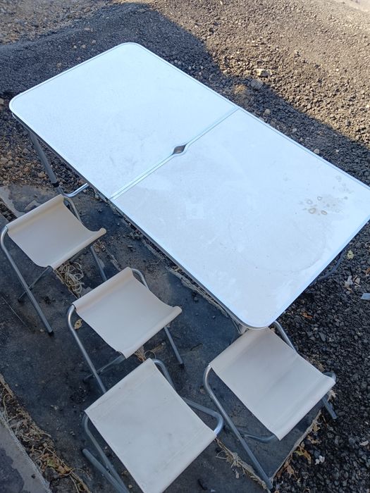 Продам походныи стол новыи