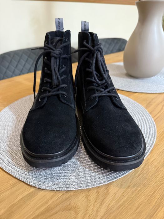 Кубинки  Calvin Klein Jeans Eva Mid Laceup Lth Boot Hiking YM0YM00842