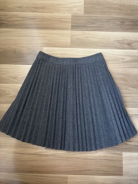 Сива дамска пола