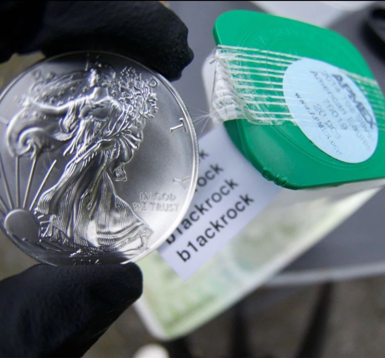 Uncie argint de invetitie 999 Canada  si silver Eagle Lot 20 de buc