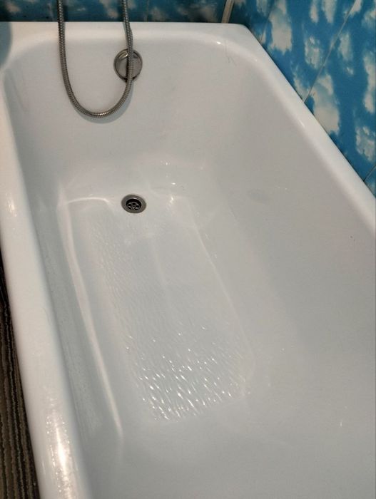 Продам ванну акрил бу 120 см