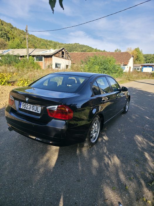 Bmw e90 2.0tdi 2008
