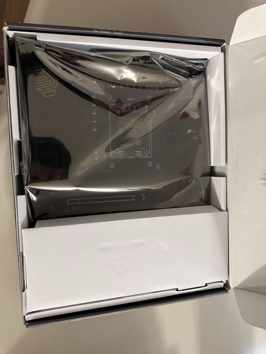 Placa de baza MSI MAG X870 TOMAHAWK WIFI