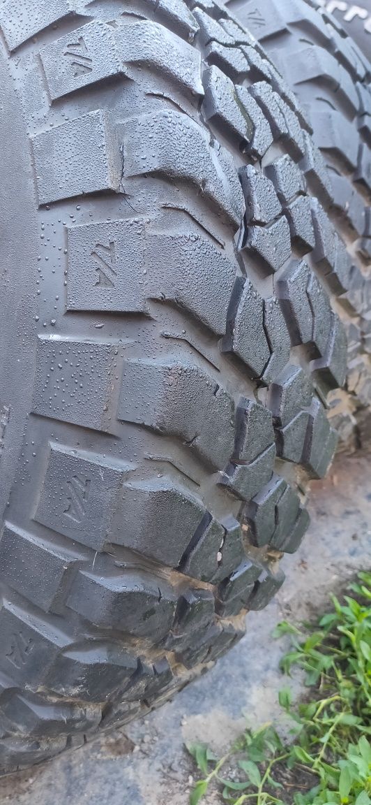 Продам диски с резиной Bfgoodrich