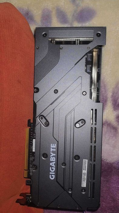 vand placa video 7700x folosita de 2 ori o vand pentru ca am facut upg