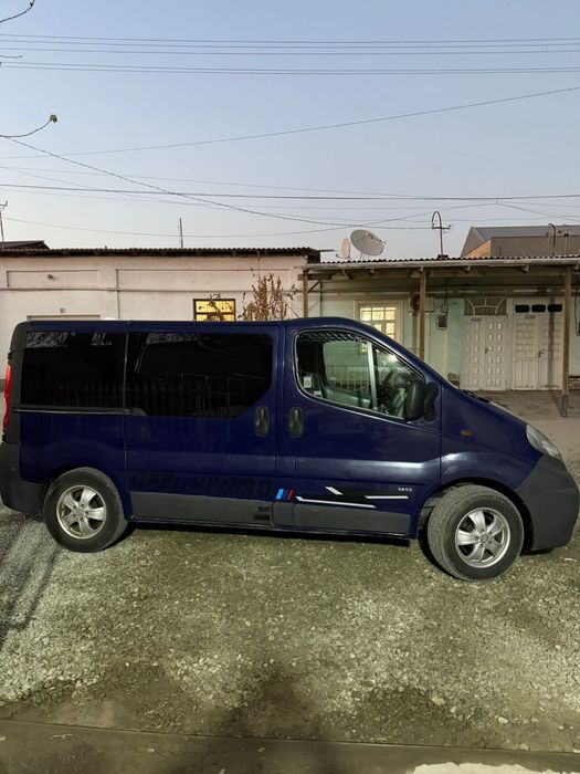 Opel Vivaro Германия