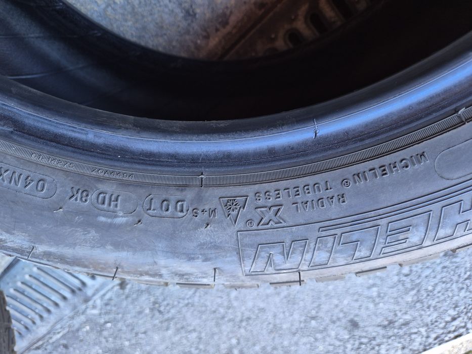 Vând cauciucuri 225/55/17 M+S Michelin//Runflat// dot 2019