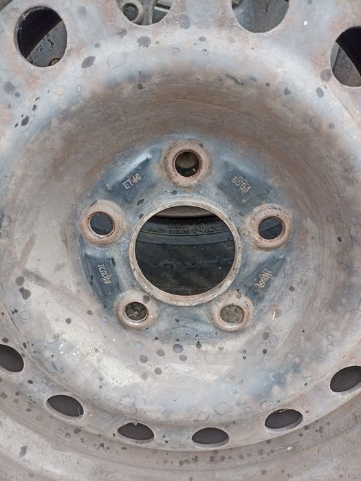 Стоманени джанти с гуми