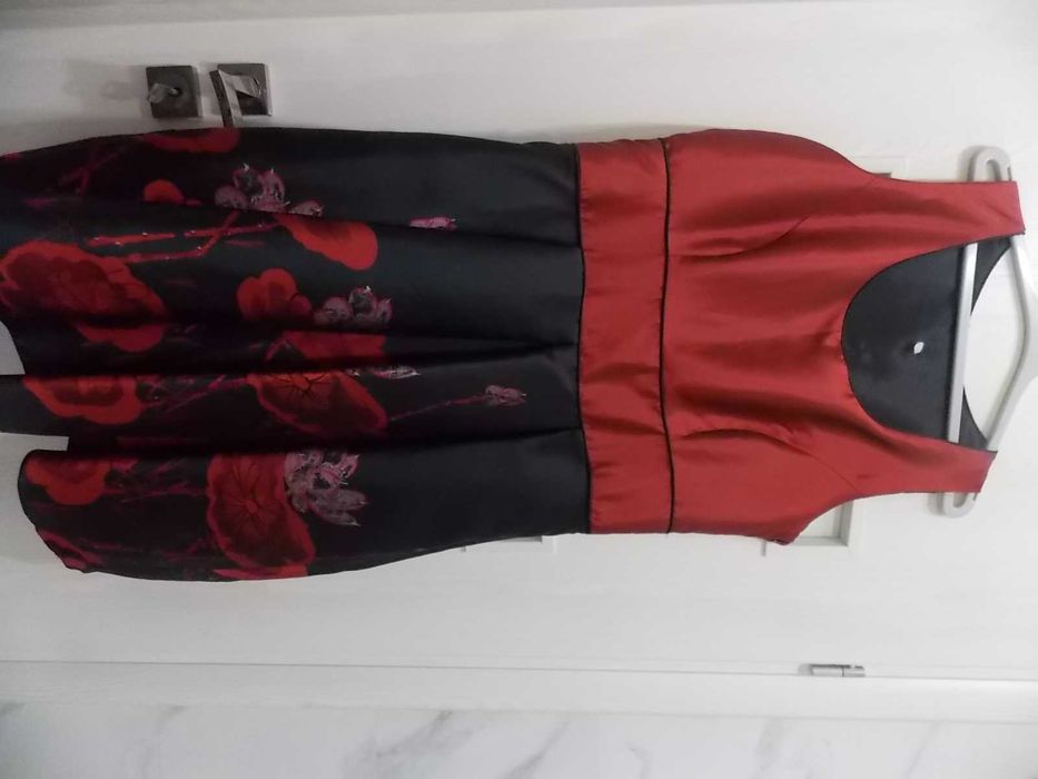 rochie de evenimente mas 46 - pret 160 lei