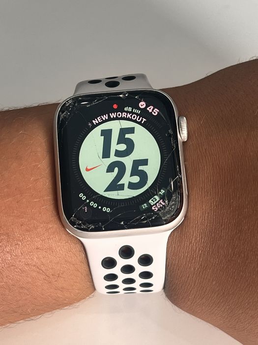 Apple Watch SE Nike edition 44mm