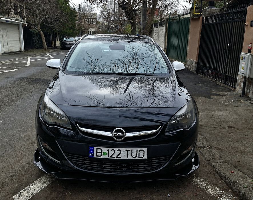 OPEL ASTRA J Sport Tourer  1.7cdti