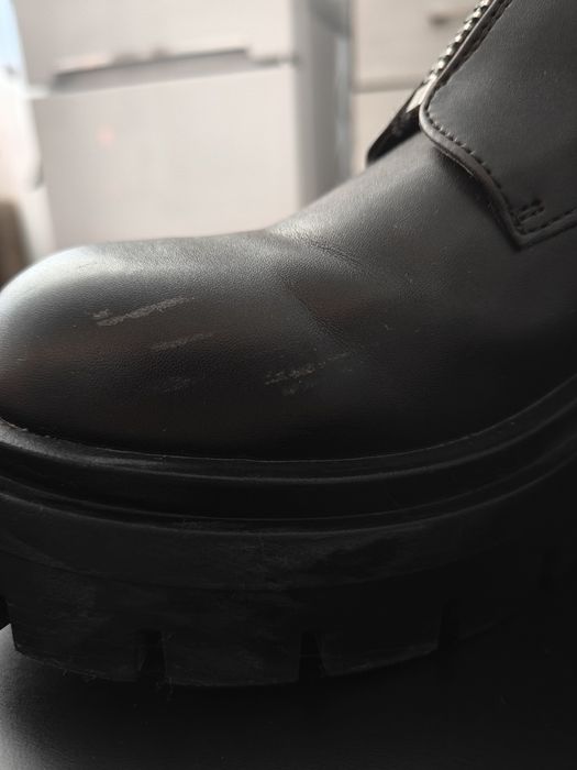 Ghete Guess stil masiv de damă