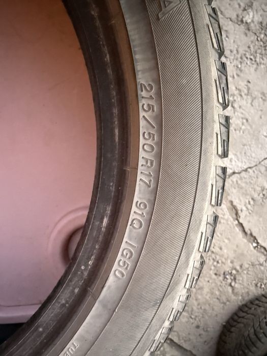 Продам зимный шины хороший состаяние yokohama