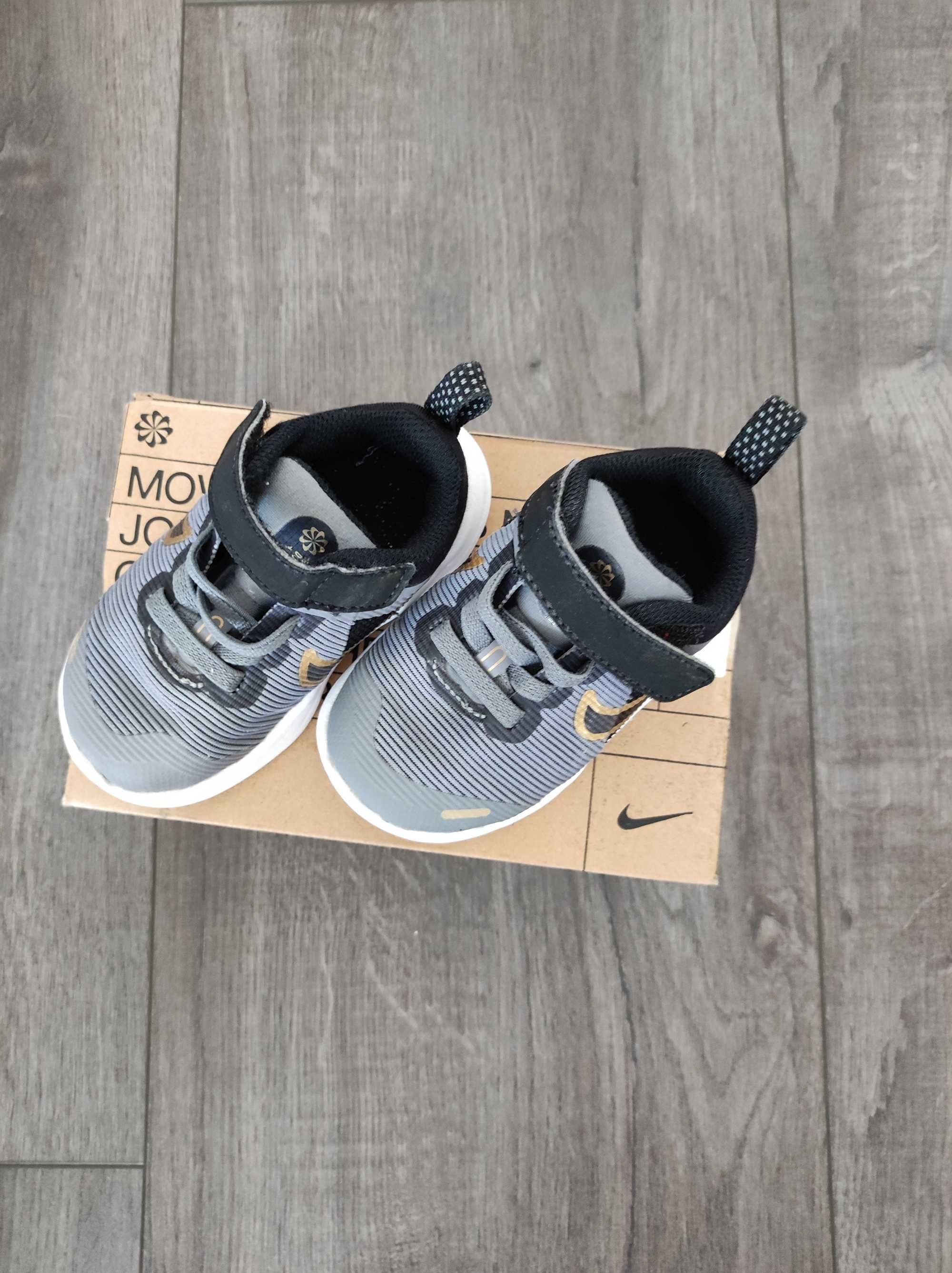 Детски маратонки Nike