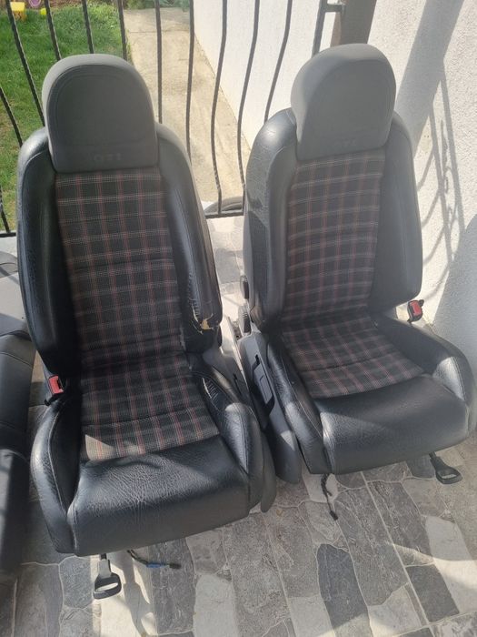 Vând Interior Golf 5 GTI