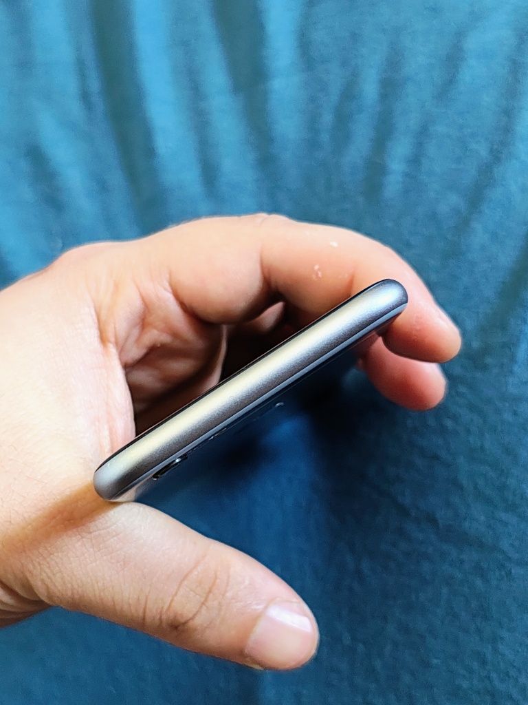 iPhone 6S 128GB 98% Baterie - Carcasă impecabilă