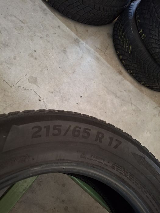 2 Anvelopele de iarnă 215 65 r17 Michelin