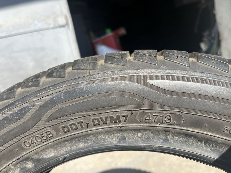 2 бр. зимни гуми 155/60/15 Vredestein 7 mm DOT 4713