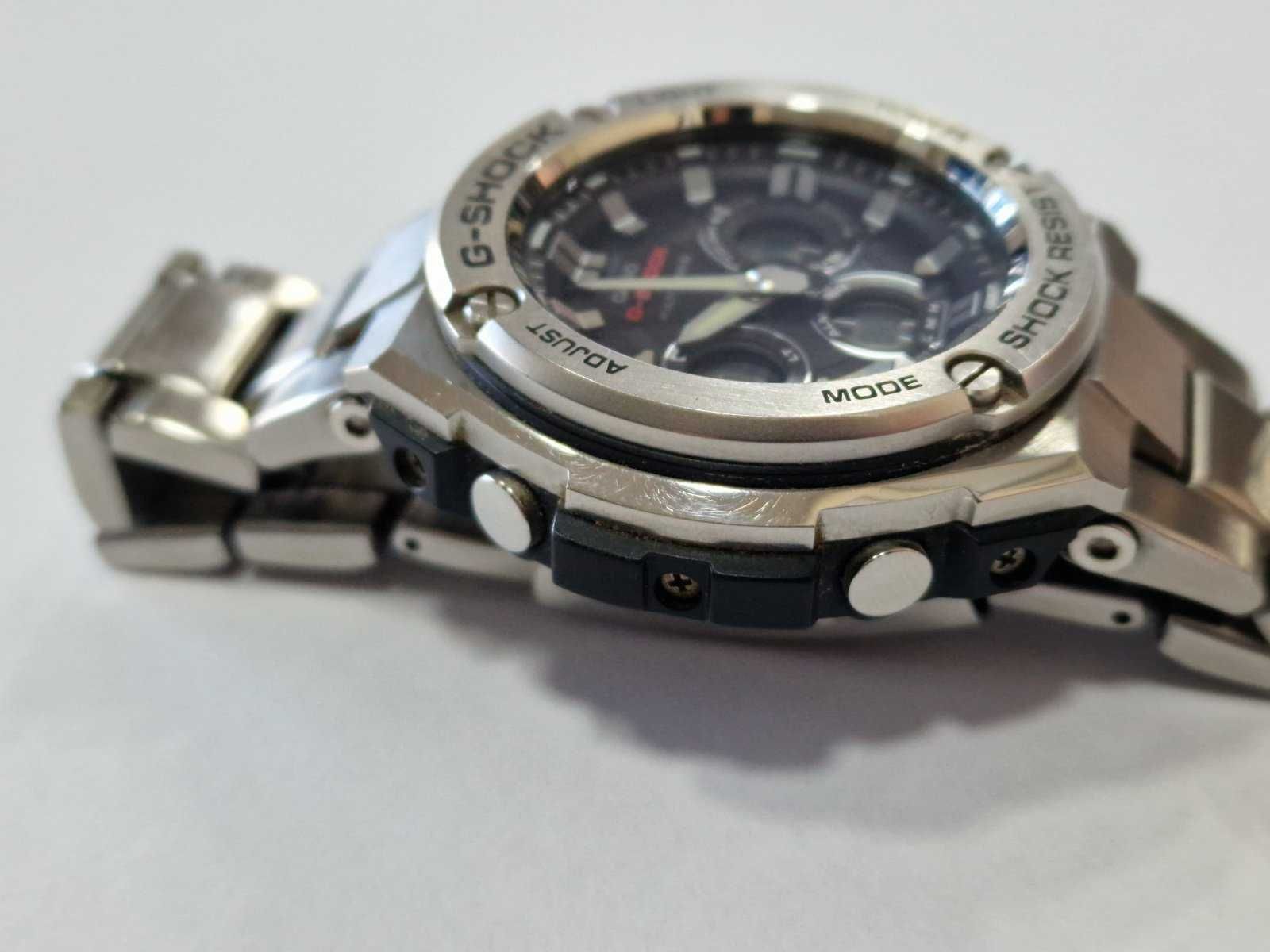 Мъжки часовник Casio G-Shock Multiband 6 GST-W310D