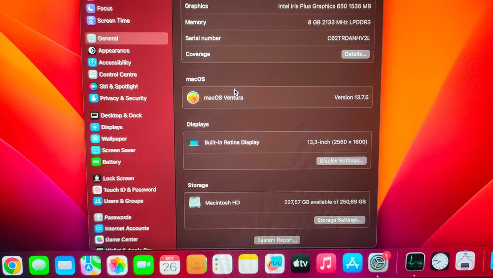 Macbook pro a1706 2017 г. retina display, touchbar