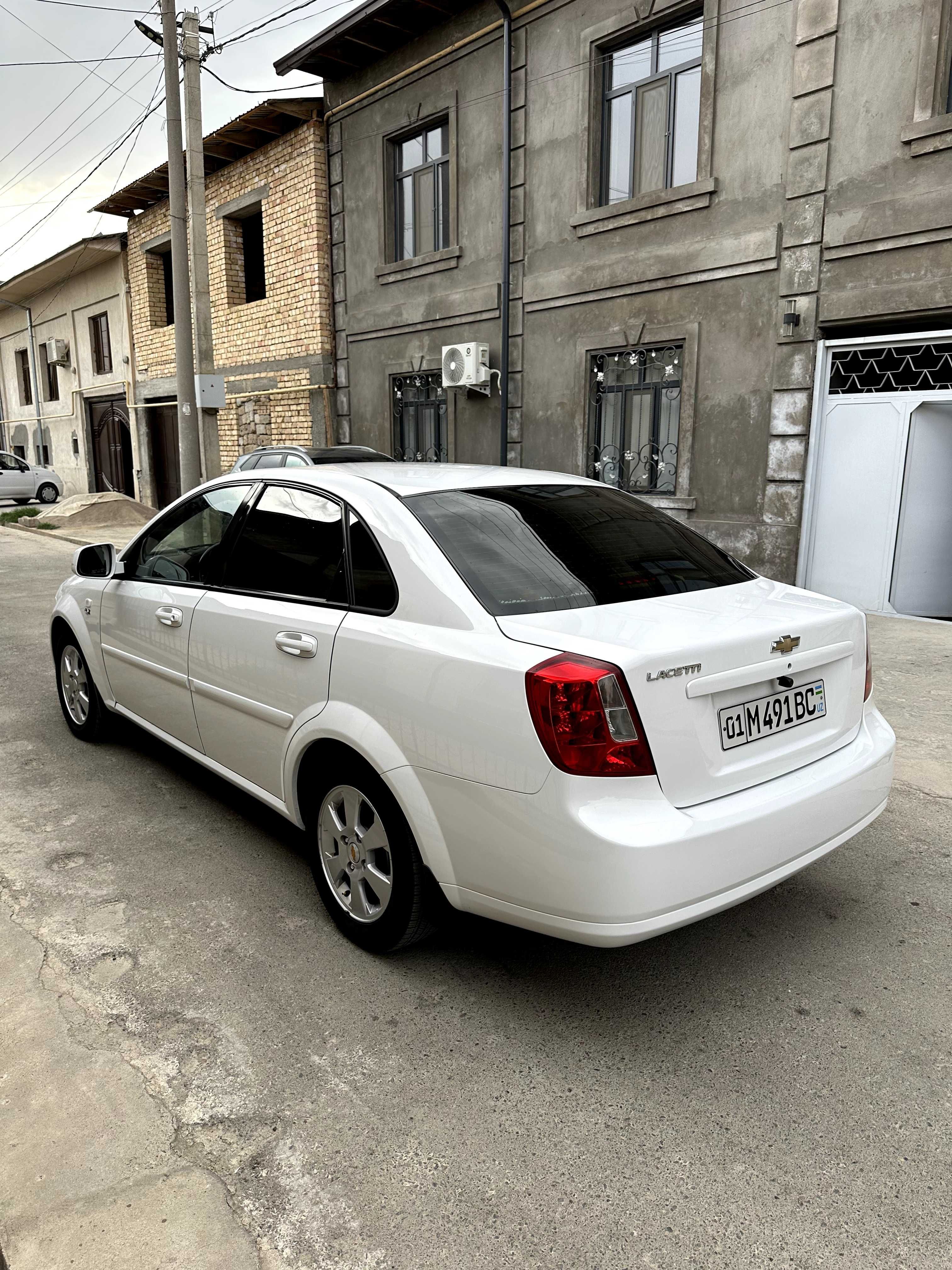 Chevrolet Gentra AT