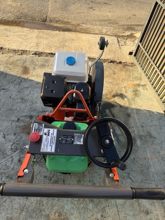 Taietor de asfalt Husqvarna 450 mm